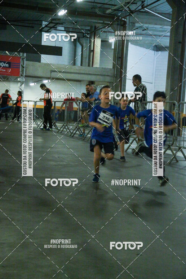 Buy your photos of the event1 Corrida Masha e o Urso no Tiet Plaza Shopping on Fotop