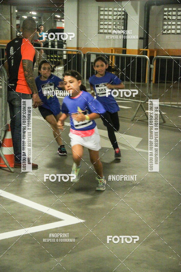 Buy your photos of the event1 Corrida Masha e o Urso no Tiet Plaza Shopping on Fotop