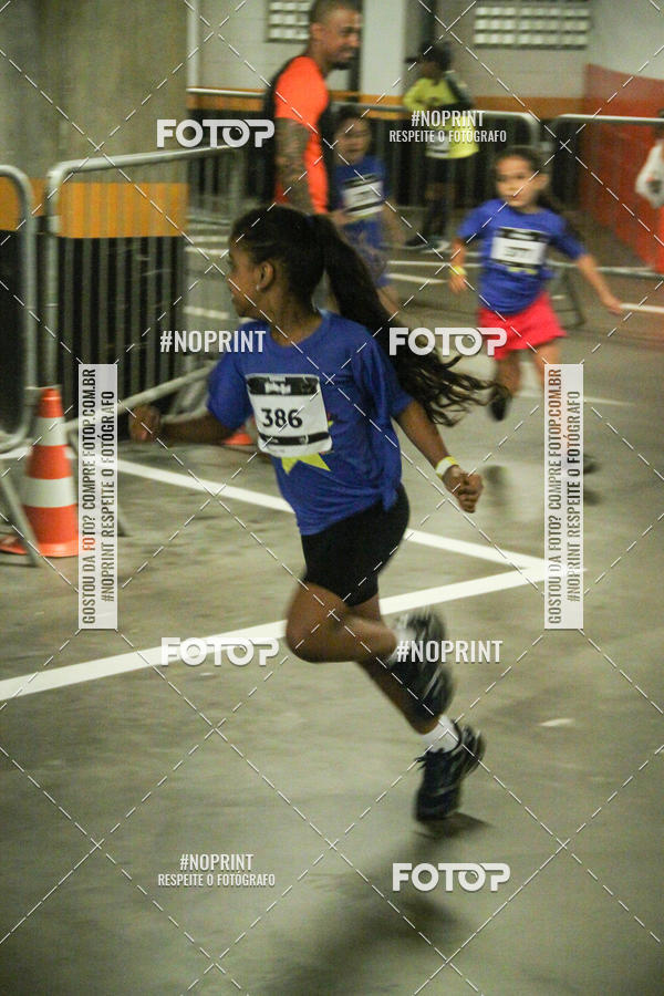 Buy your photos of the event1 Corrida Masha e o Urso no Tiet Plaza Shopping on Fotop