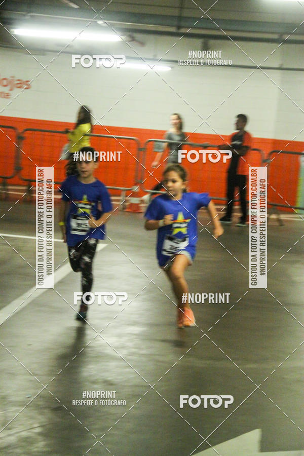 Buy your photos of the event1 Corrida Masha e o Urso no Tiet Plaza Shopping on Fotop