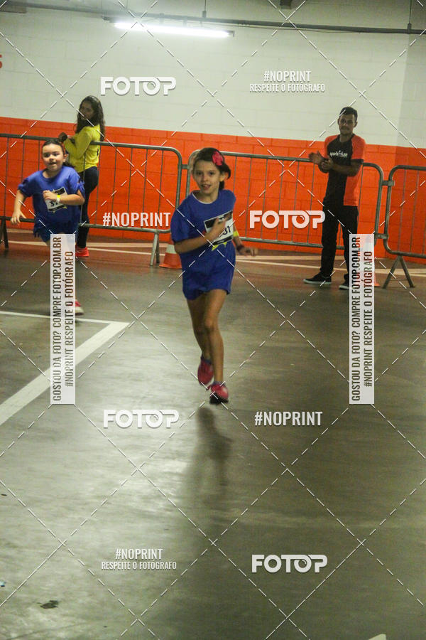 Buy your photos of the event1 Corrida Masha e o Urso no Tiet Plaza Shopping on Fotop