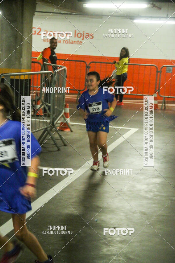 Buy your photos of the event1 Corrida Masha e o Urso no Tiet Plaza Shopping on Fotop