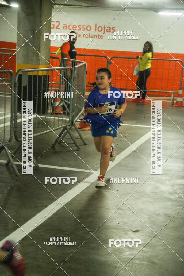Buy your photos of the event1 Corrida Masha e o Urso no Tiet Plaza Shopping on Fotop