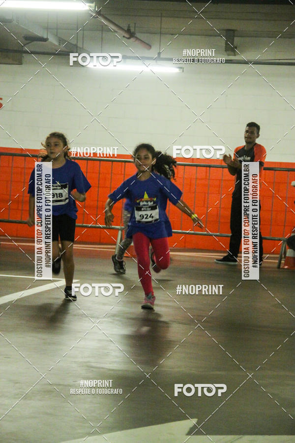 Buy your photos of the event1 Corrida Masha e o Urso no Tiet Plaza Shopping on Fotop