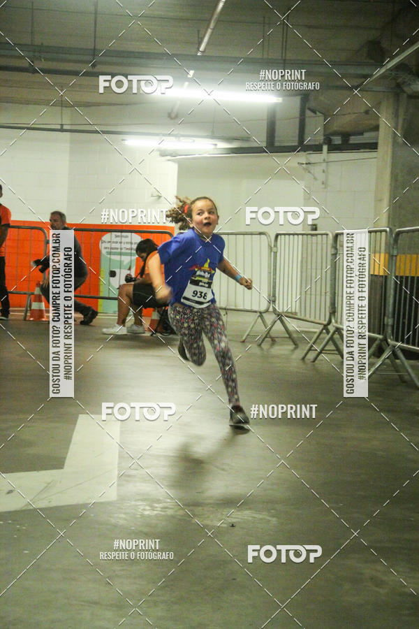 Buy your photos of the event1 Corrida Masha e o Urso no Tiet Plaza Shopping on Fotop