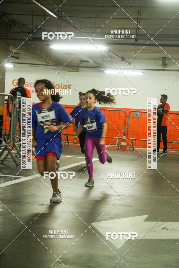 Buy your photos of the event1 Corrida Masha e o Urso no Tiet Plaza Shopping on Fotop