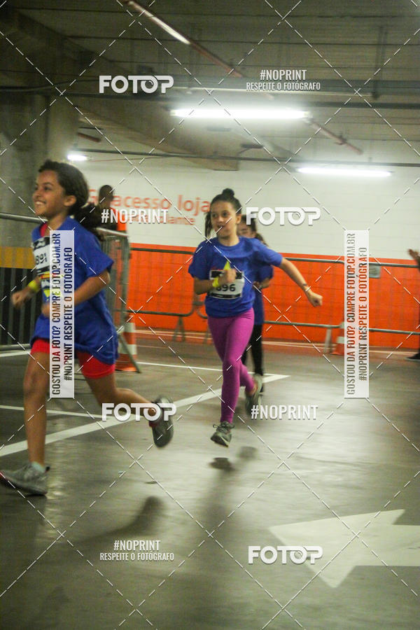 Buy your photos of the event1 Corrida Masha e o Urso no Tiet Plaza Shopping on Fotop