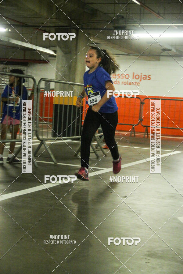 Buy your photos of the event1 Corrida Masha e o Urso no Tiet Plaza Shopping on Fotop
