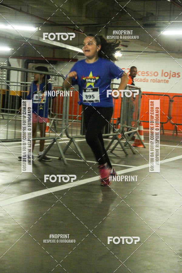 Buy your photos of the event1 Corrida Masha e o Urso no Tiet Plaza Shopping on Fotop