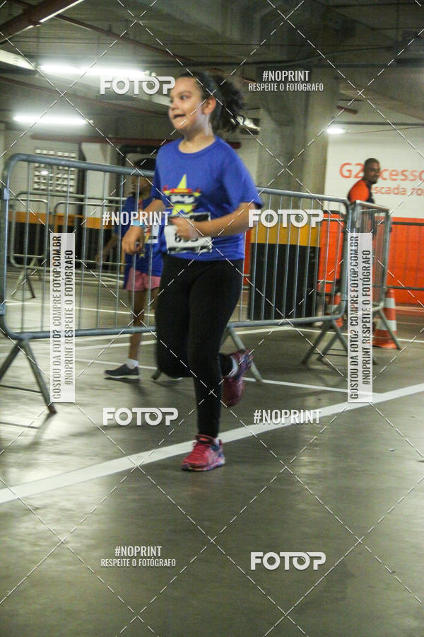 Buy your photos of the event1 Corrida Masha e o Urso no Tiet Plaza Shopping on Fotop