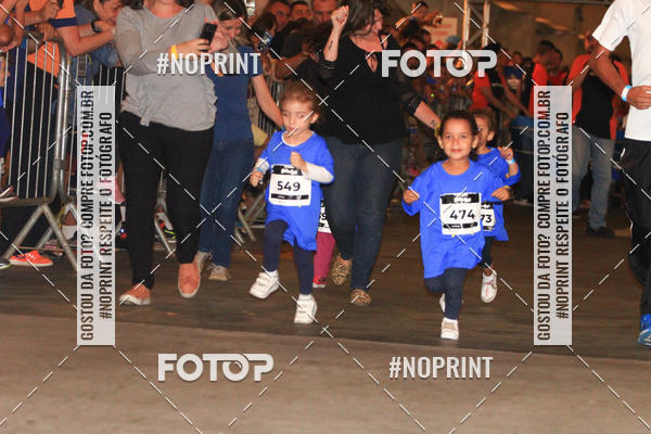 Buy your photos of the event1 Corrida Masha e o Urso no Tiet Plaza Shopping on Fotop