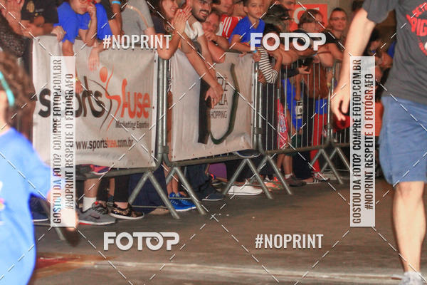 Buy your photos of the event1 Corrida Masha e o Urso no Tiet Plaza Shopping on Fotop