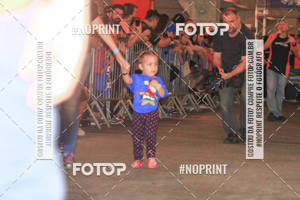 Buy your photos of the event1 Corrida Masha e o Urso no Tiet Plaza Shopping on Fotop