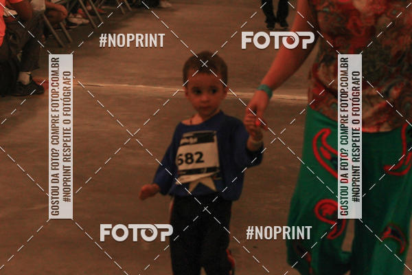 Buy your photos of the event1 Corrida Masha e o Urso no Tiet Plaza Shopping on Fotop