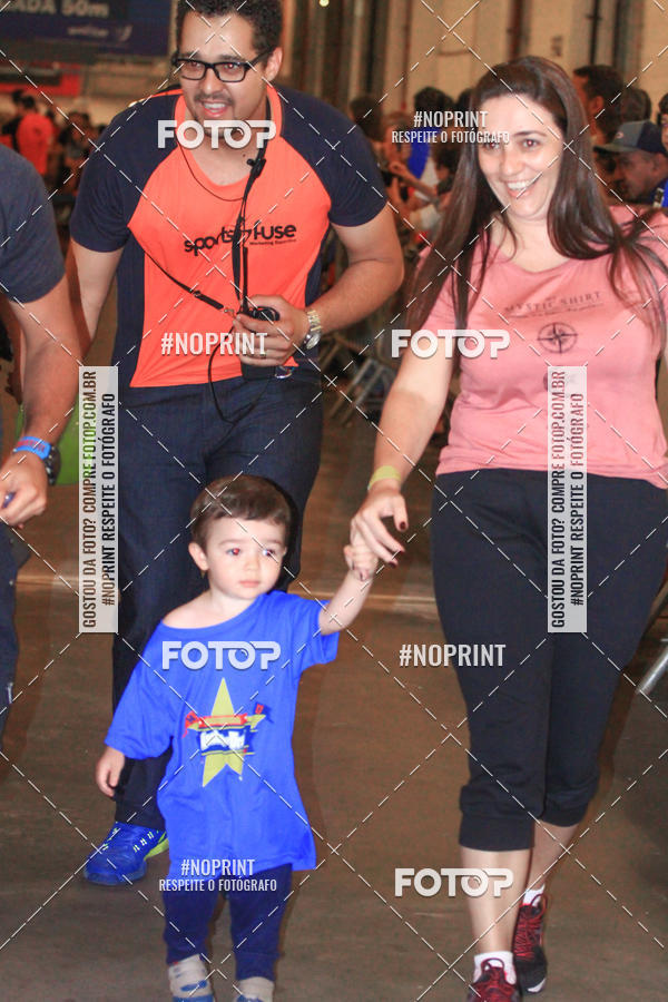 Buy your photos of the event1 Corrida Masha e o Urso no Tiet Plaza Shopping on Fotop