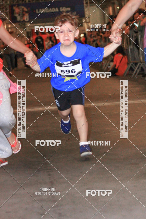Buy your photos of the event1 Corrida Masha e o Urso no Tiet Plaza Shopping on Fotop