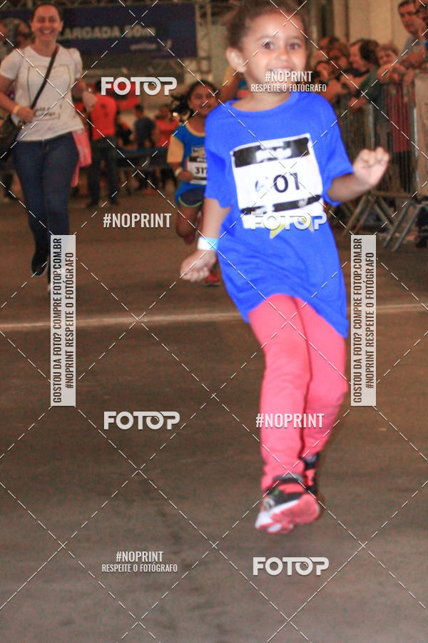 Buy your photos of the event1 Corrida Masha e o Urso no Tiet Plaza Shopping on Fotop
