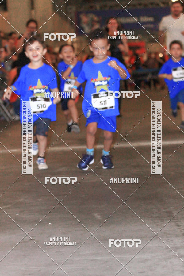Buy your photos of the event1 Corrida Masha e o Urso no Tiet Plaza Shopping on Fotop