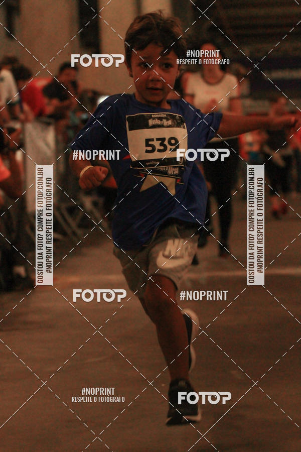 Buy your photos of the event1 Corrida Masha e o Urso no Tiet Plaza Shopping on Fotop