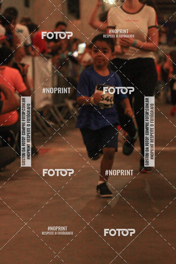 Buy your photos of the event1 Corrida Masha e o Urso no Tiet Plaza Shopping on Fotop