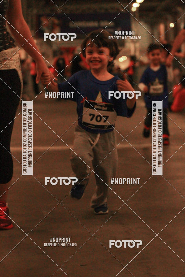 Buy your photos of the event1 Corrida Masha e o Urso no Tiet Plaza Shopping on Fotop