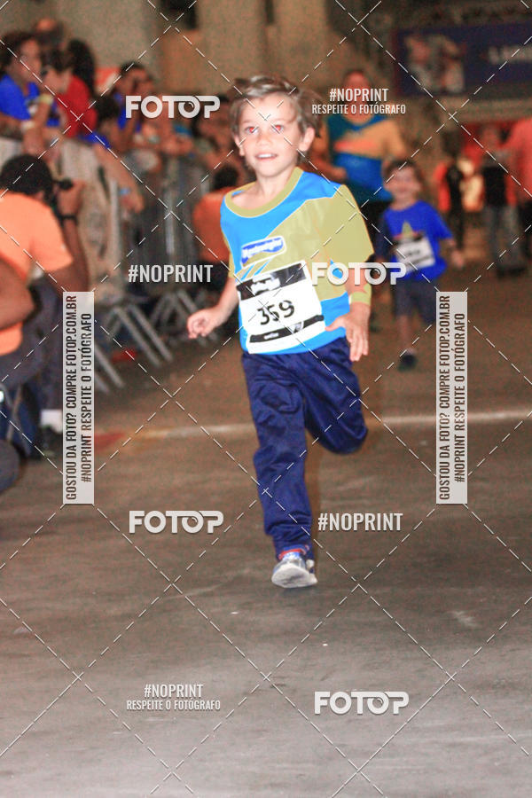 Buy your photos of the event1 Corrida Masha e o Urso no Tiet Plaza Shopping on Fotop