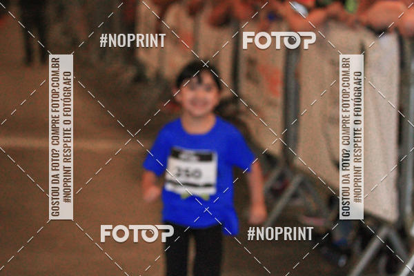 Buy your photos of the event1 Corrida Masha e o Urso no Tiet Plaza Shopping on Fotop