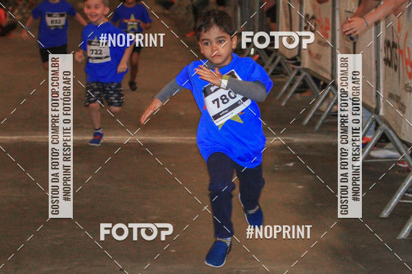 Buy your photos of the event1 Corrida Masha e o Urso no Tiet Plaza Shopping on Fotop
