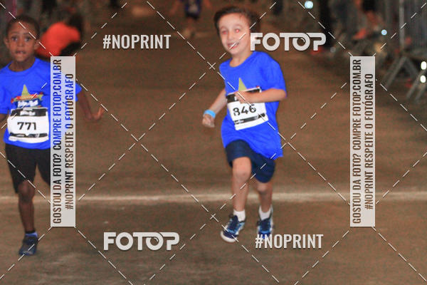 Buy your photos of the event1 Corrida Masha e o Urso no Tiet Plaza Shopping on Fotop