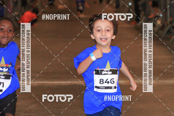 Buy your photos of the event1 Corrida Masha e o Urso no Tiet Plaza Shopping on Fotop