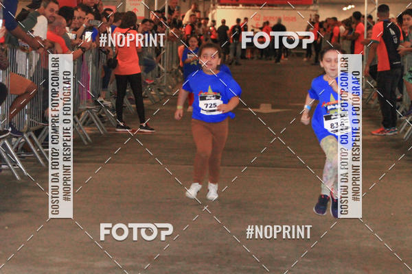 Buy your photos of the event1 Corrida Masha e o Urso no Tiet Plaza Shopping on Fotop