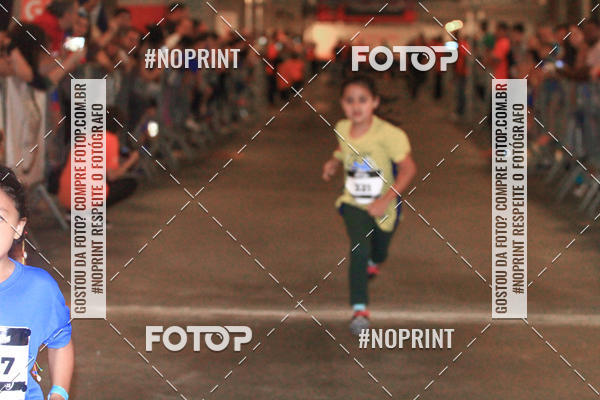 Buy your photos of the event1 Corrida Masha e o Urso no Tiet Plaza Shopping on Fotop