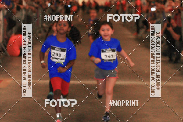 Buy your photos of the event1 Corrida Masha e o Urso no Tiet Plaza Shopping on Fotop
