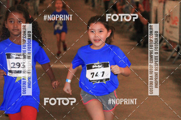 Buy your photos of the event1 Corrida Masha e o Urso no Tiet Plaza Shopping on Fotop