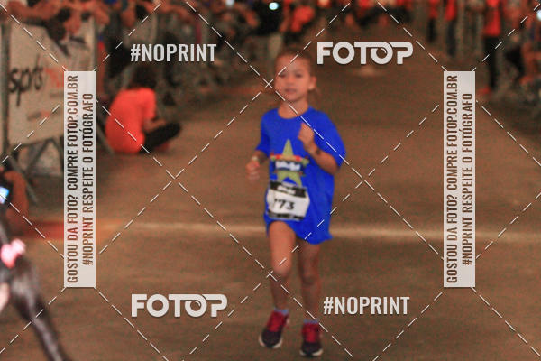 Buy your photos of the event1 Corrida Masha e o Urso no Tiet Plaza Shopping on Fotop