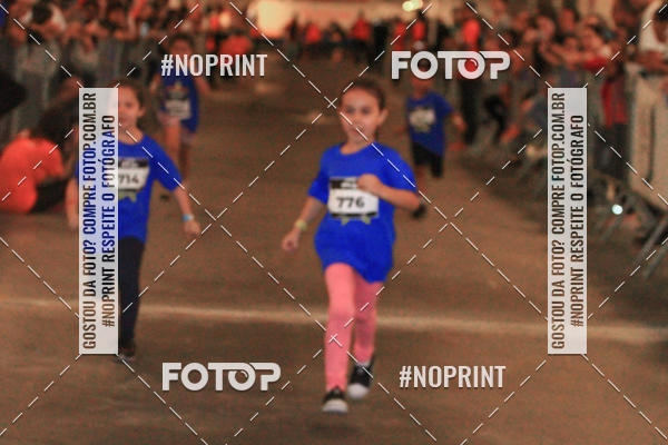 Buy your photos of the event1 Corrida Masha e o Urso no Tiet Plaza Shopping on Fotop