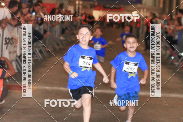 Buy your photos of the event1 Corrida Masha e o Urso no Tiet Plaza Shopping on Fotop