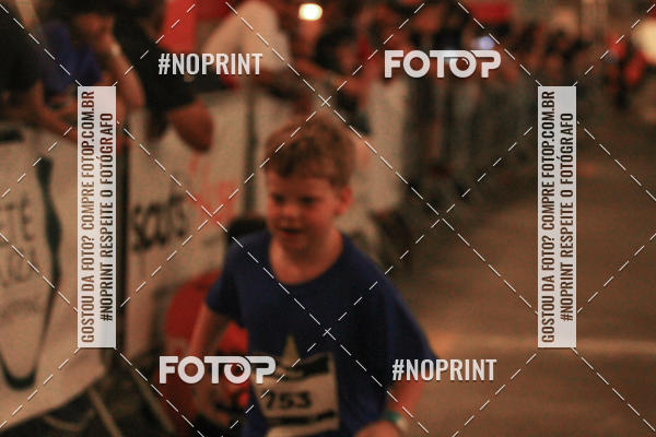 Buy your photos of the event1 Corrida Masha e o Urso no Tiet Plaza Shopping on Fotop