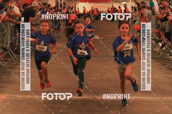Buy your photos of the event1 Corrida Masha e o Urso no Tiet Plaza Shopping on Fotop