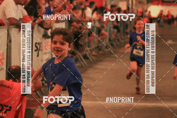 Buy your photos of the event1 Corrida Masha e o Urso no Tiet Plaza Shopping on Fotop