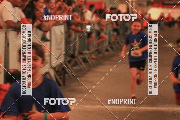 Buy your photos of the event1 Corrida Masha e o Urso no Tiet Plaza Shopping on Fotop
