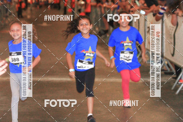 Buy your photos of the event1 Corrida Masha e o Urso no Tiet Plaza Shopping on Fotop
