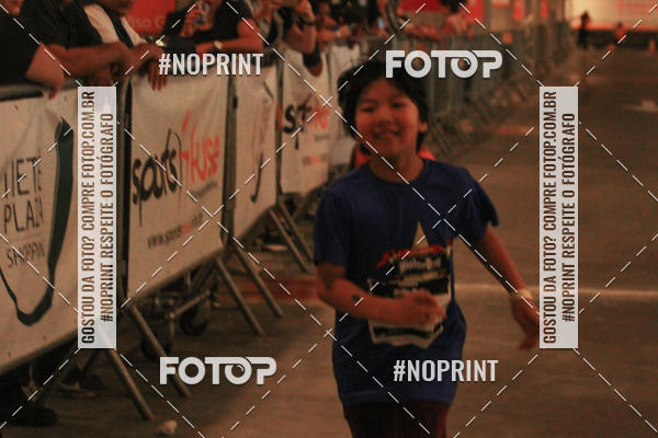Buy your photos of the event1 Corrida Masha e o Urso no Tiet Plaza Shopping on Fotop