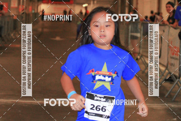 Buy your photos of the event1 Corrida Masha e o Urso no Tiet Plaza Shopping on Fotop