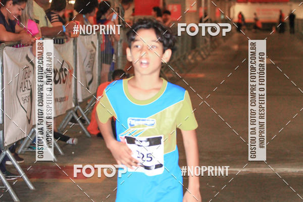 Buy your photos of the event1 Corrida Masha e o Urso no Tiet Plaza Shopping on Fotop