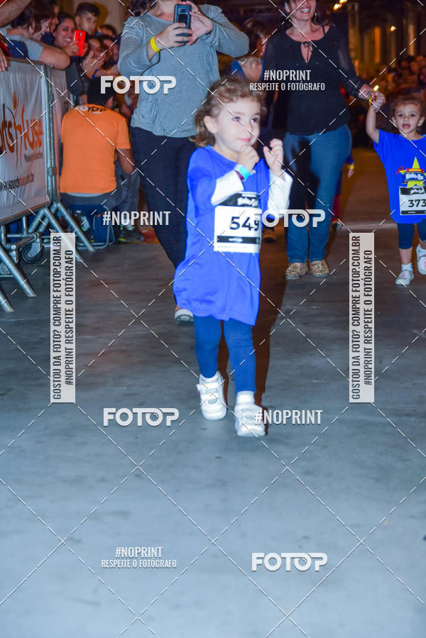 Buy your photos of the event1 Corrida Masha e o Urso no Tiet Plaza Shopping on Fotop