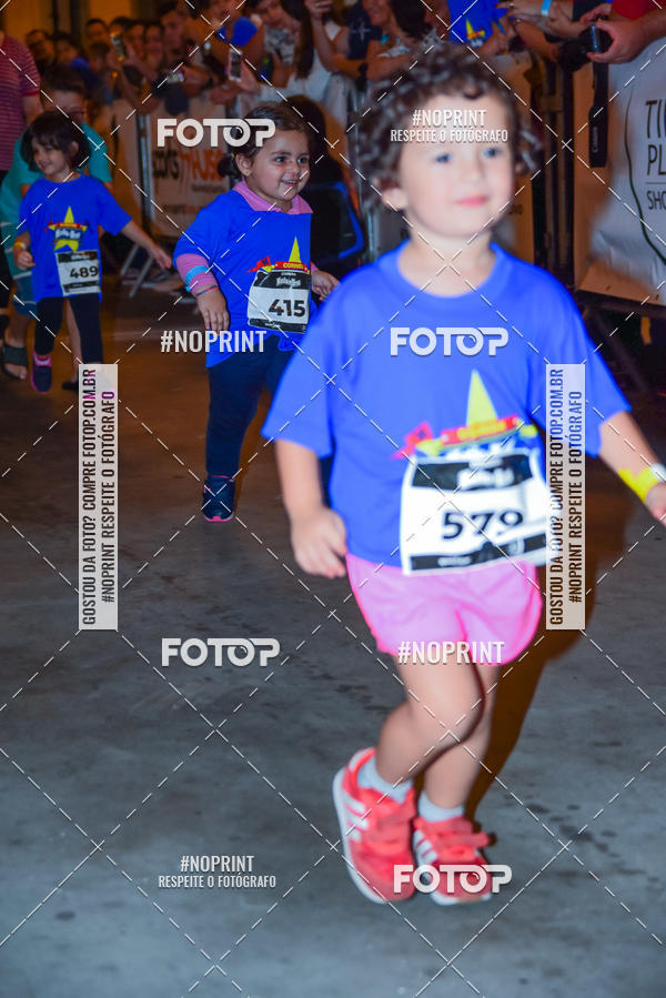 Buy your photos of the event1 Corrida Masha e o Urso no Tiet Plaza Shopping on Fotop