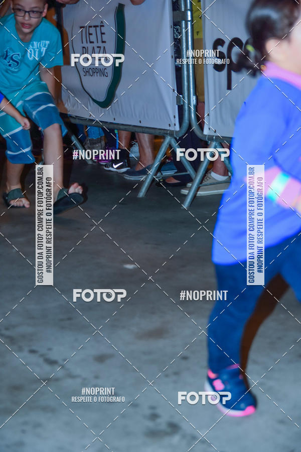 Buy your photos of the event1 Corrida Masha e o Urso no Tiet Plaza Shopping on Fotop