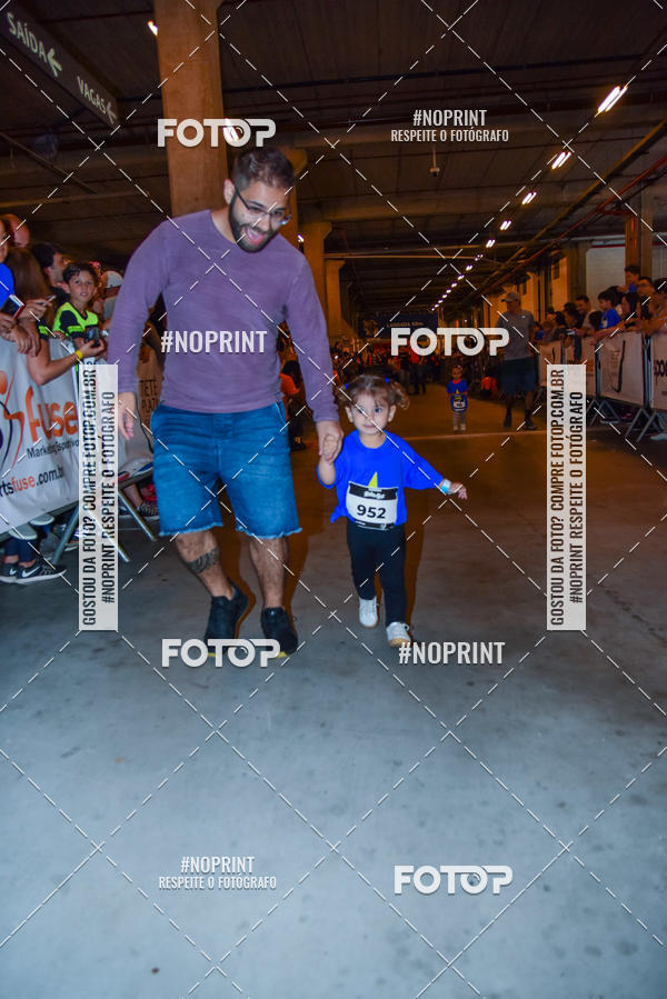 Buy your photos of the event1 Corrida Masha e o Urso no Tiet Plaza Shopping on Fotop