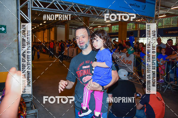 Buy your photos of the event1 Corrida Masha e o Urso no Tiet Plaza Shopping on Fotop